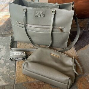 Steve Madden Tote set